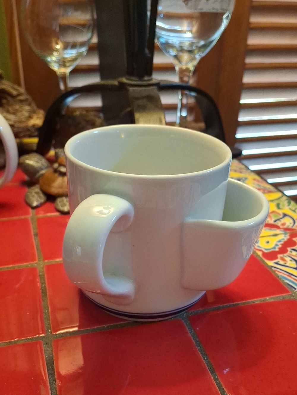 TEA CUP MUG W ATTACHED TEA BAG HOLDER VNTG CMI 1984 WHITE W BLUE STRIPE